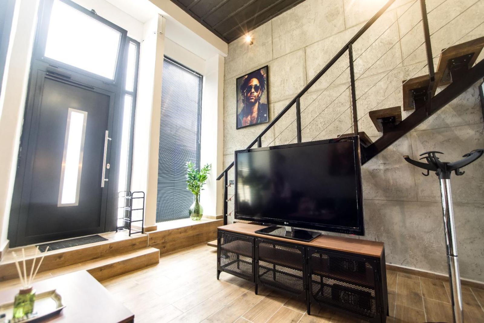 Апартаменти Narnia Loft Каварна